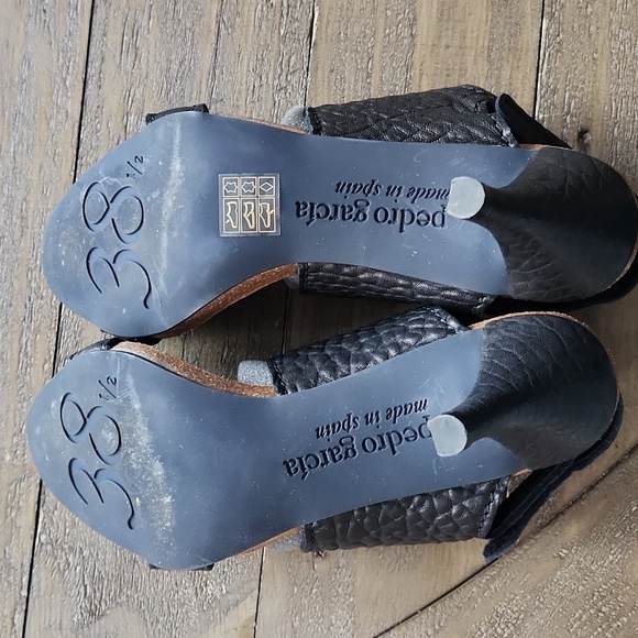 Pedro Garcia Women's Black Pebbled Leather Willy-ts Heels 38 1/2 - Picture 3 of 8